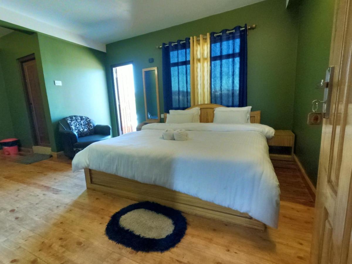 Aurora Guest House Шилонг Екстериор снимка