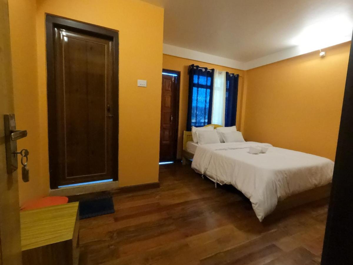Aurora Guest House Шилонг Екстериор снимка