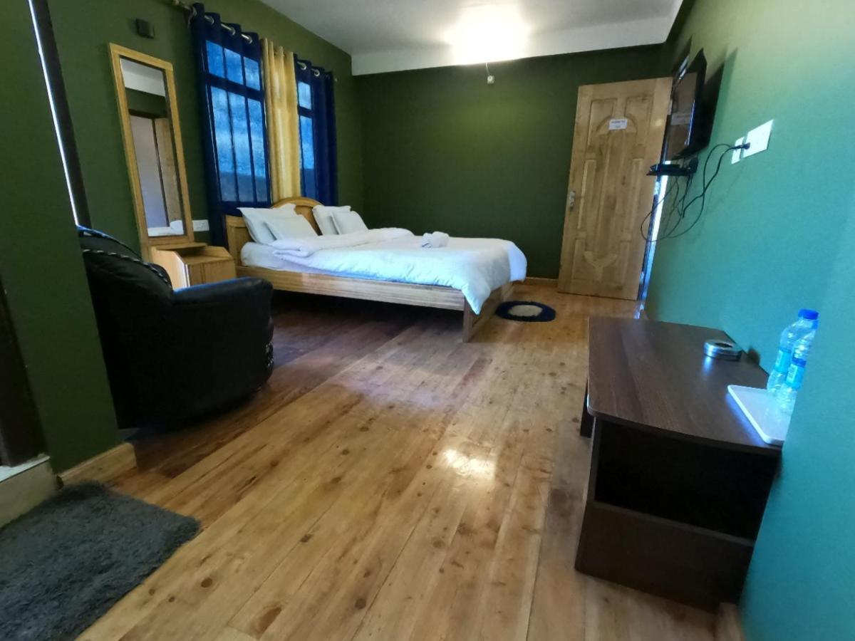 Aurora Guest House Шилонг Екстериор снимка
