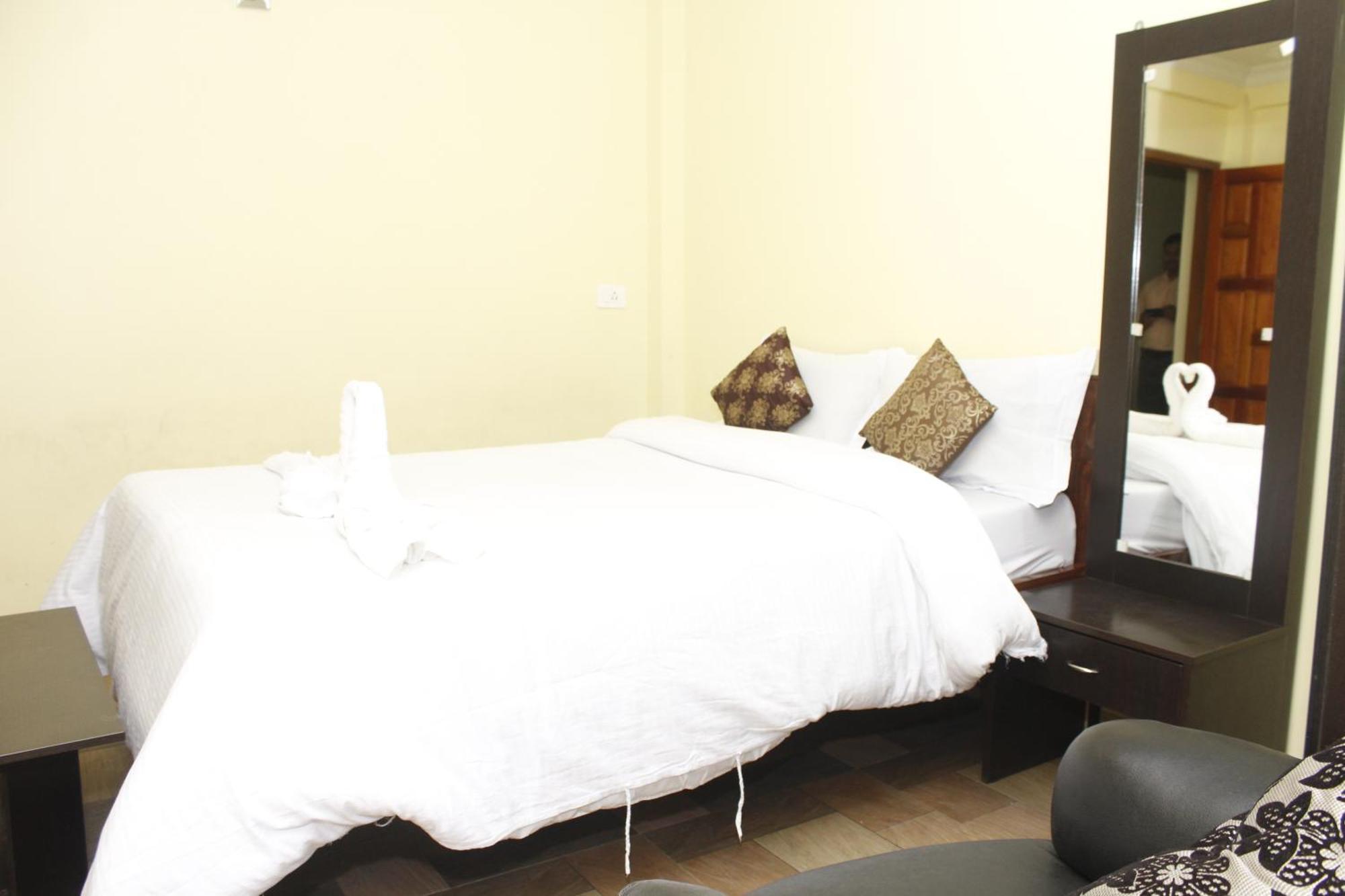 Aurora Guest House Шилонг Екстериор снимка