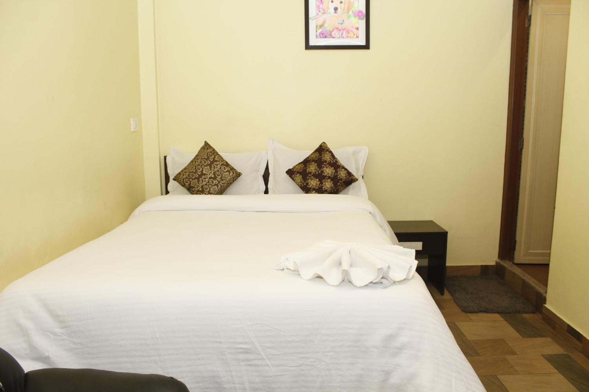 Aurora Guest House Шилонг Екстериор снимка