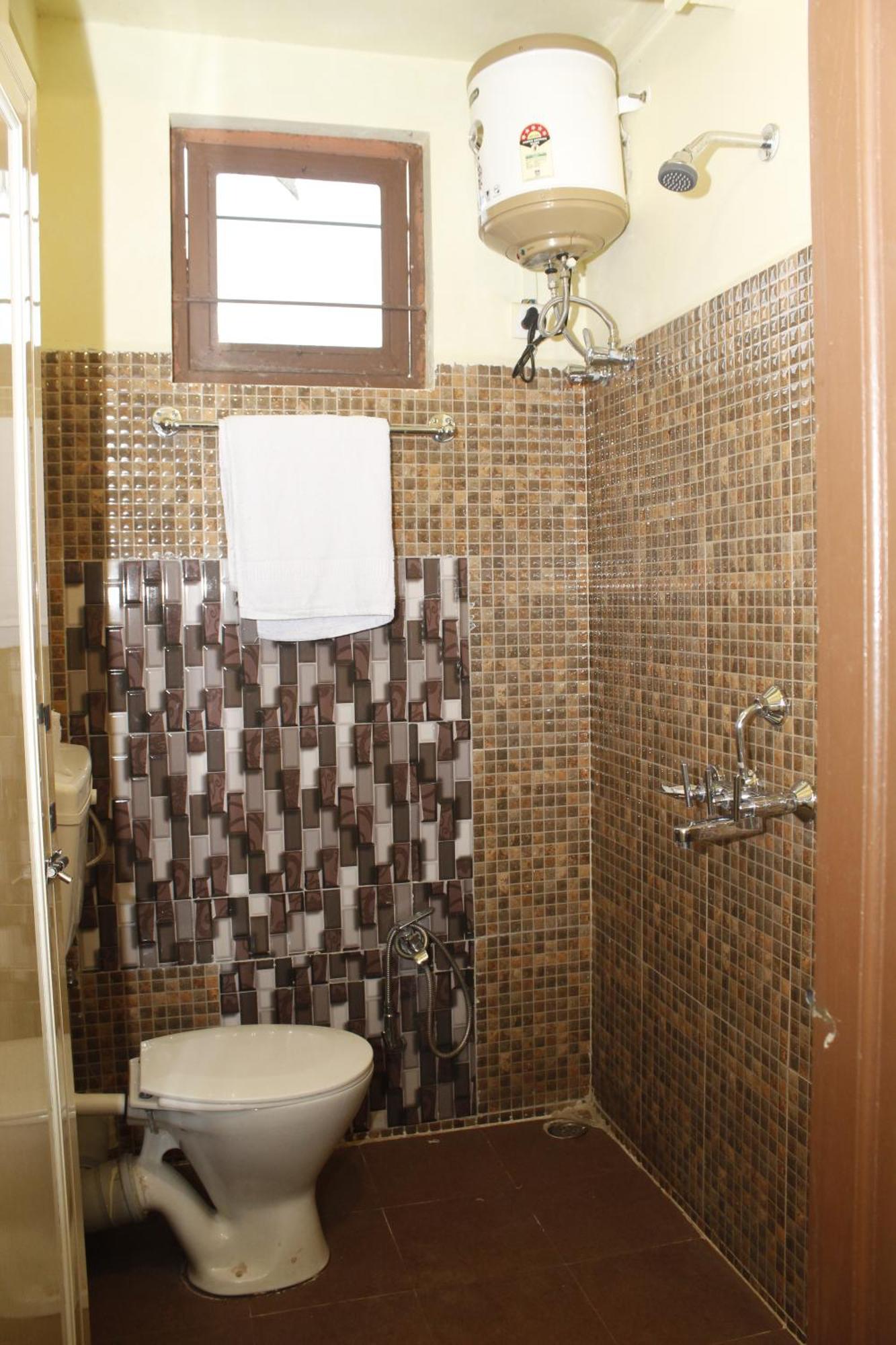 Aurora Guest House Шилонг Екстериор снимка